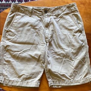 Men’s khaki shorts